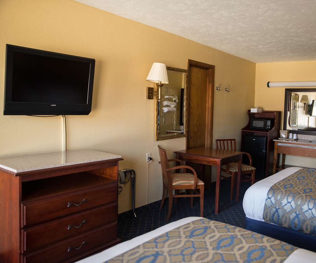 Americas Best Value Inn - Monroeville Phòng bức ảnh