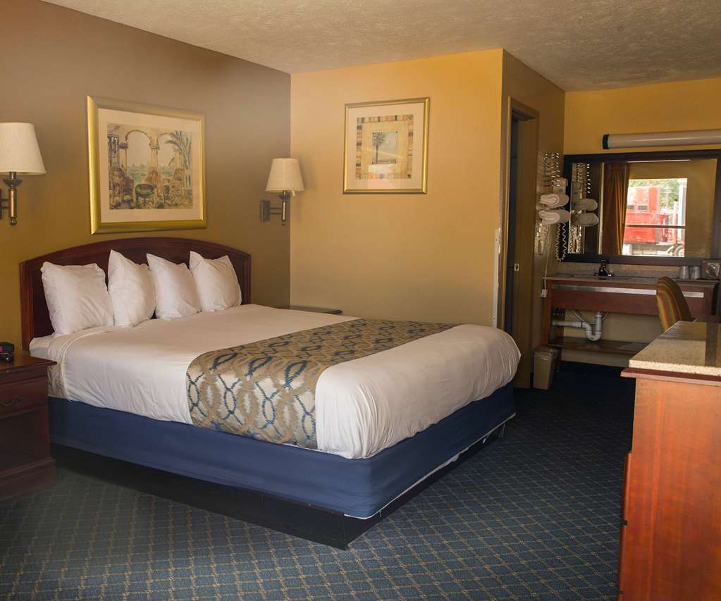 Americas Best Value Inn - Monroeville Phòng bức ảnh